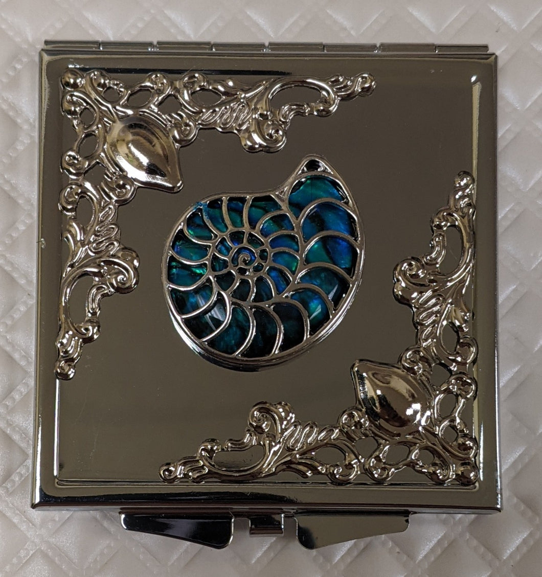 Nautilus Compact Mirror