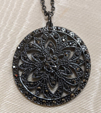 Load image into Gallery viewer, Ornate Gunmetal Necklace
