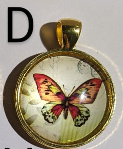 Butterfly Pendant Necklace (Gold)