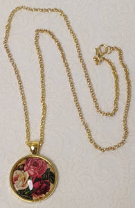 Roses In Bloom Glass Pendant Necklace (Gold)