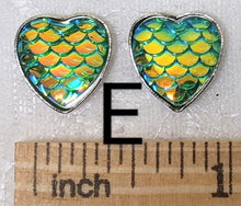 Load image into Gallery viewer, Mermaid Scale Heart Stud Earrings
